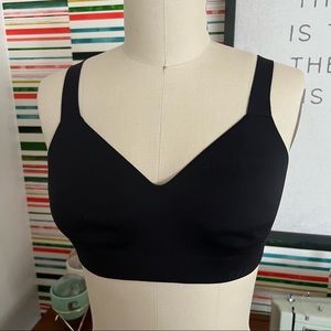 Lululemon Hold True Bra